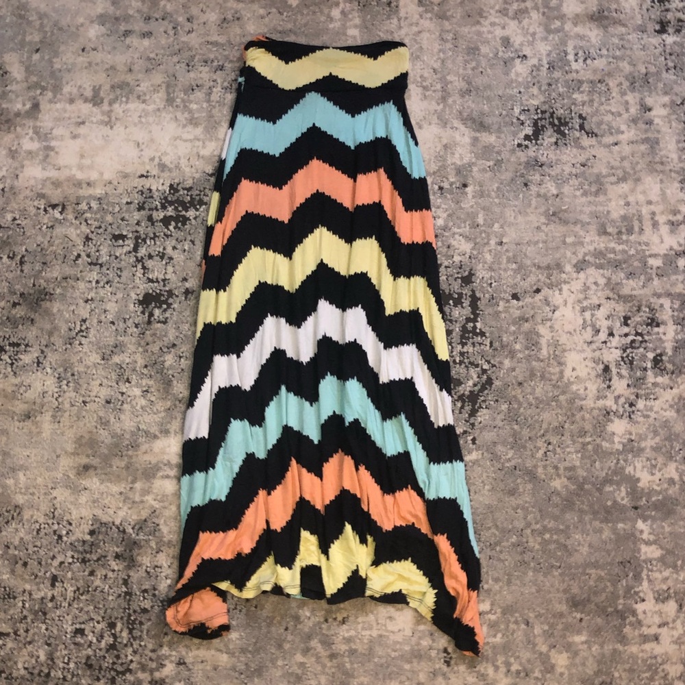 Manifesto Multi Colored Chevron Pattern Bandage Maxi Skirt, size Small